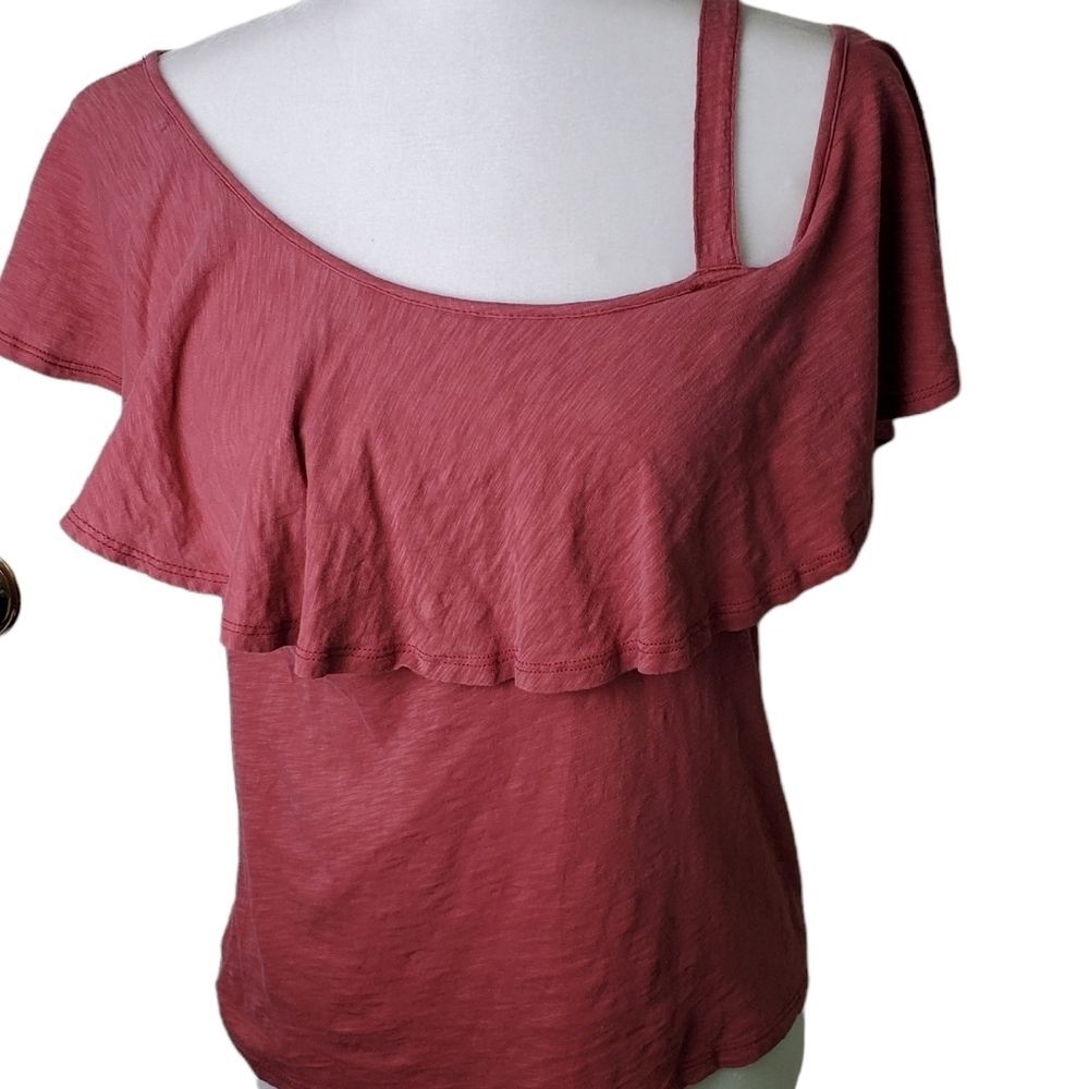 Altar'd State Cold Shoulder Ruffle Top Size Small - Picture 2 of 10